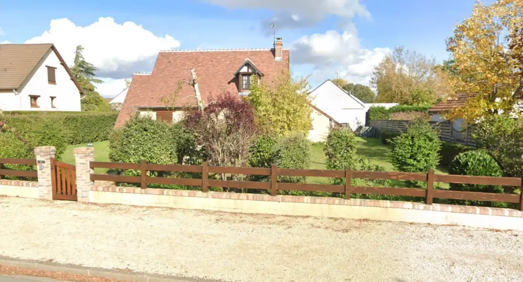 Maison typique à Jouy-le-Potier – prix du m² immobilier en 2025